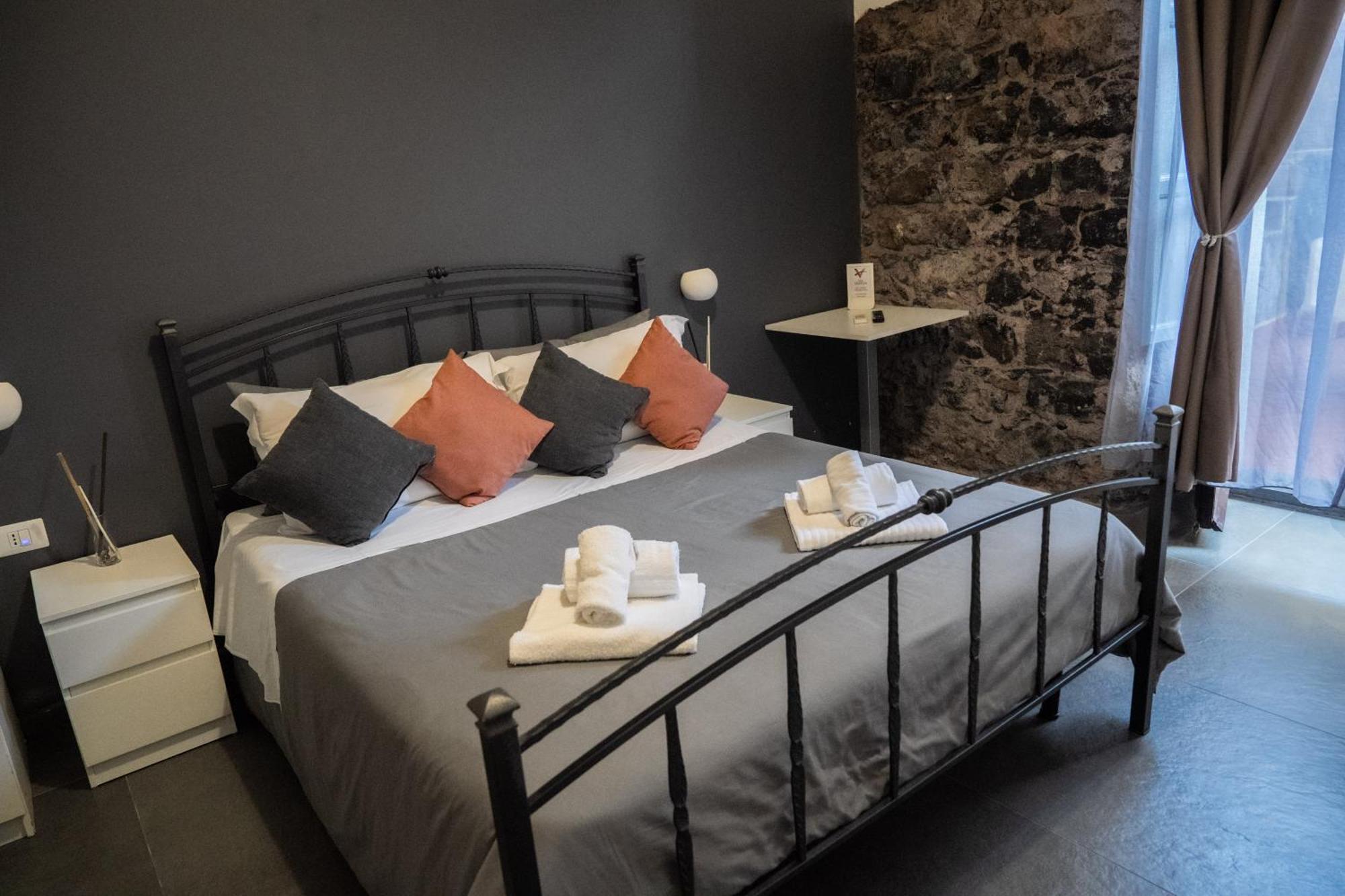 B&B Verga Catania Exterior photo